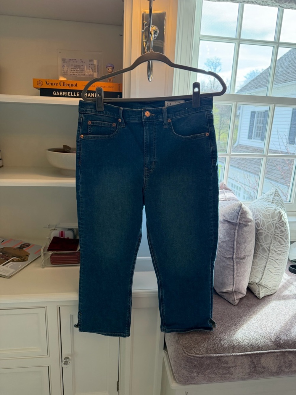 Gap denim capris
